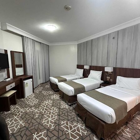 Diyar Al Salam Silver Hotel Medina ภายนอก รูปภาพ